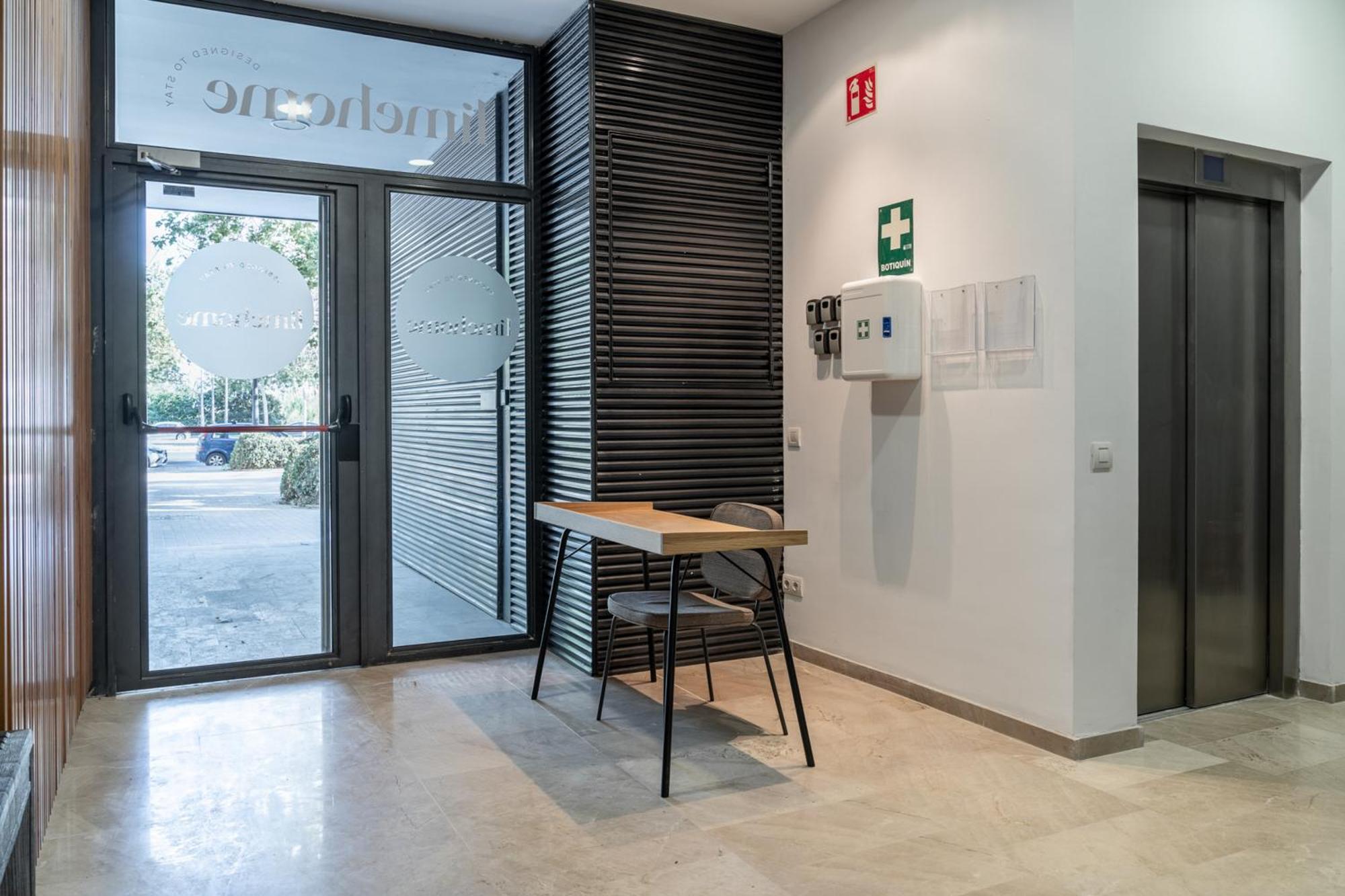 Limehome Valencia Carrer D'Antonio Ferrandis Exteriér fotografie