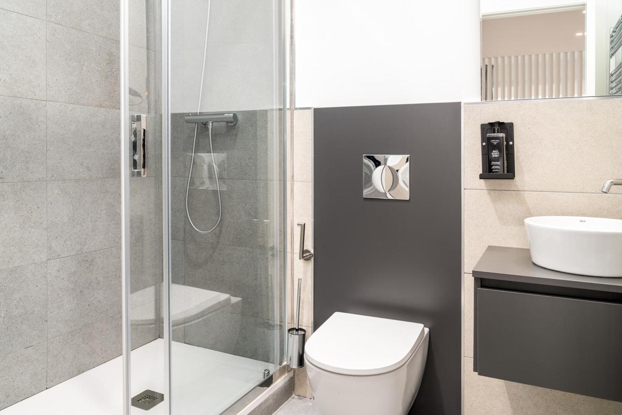 Limehome Valencia Carrer D'Antonio Ferrandis Exteriér fotografie