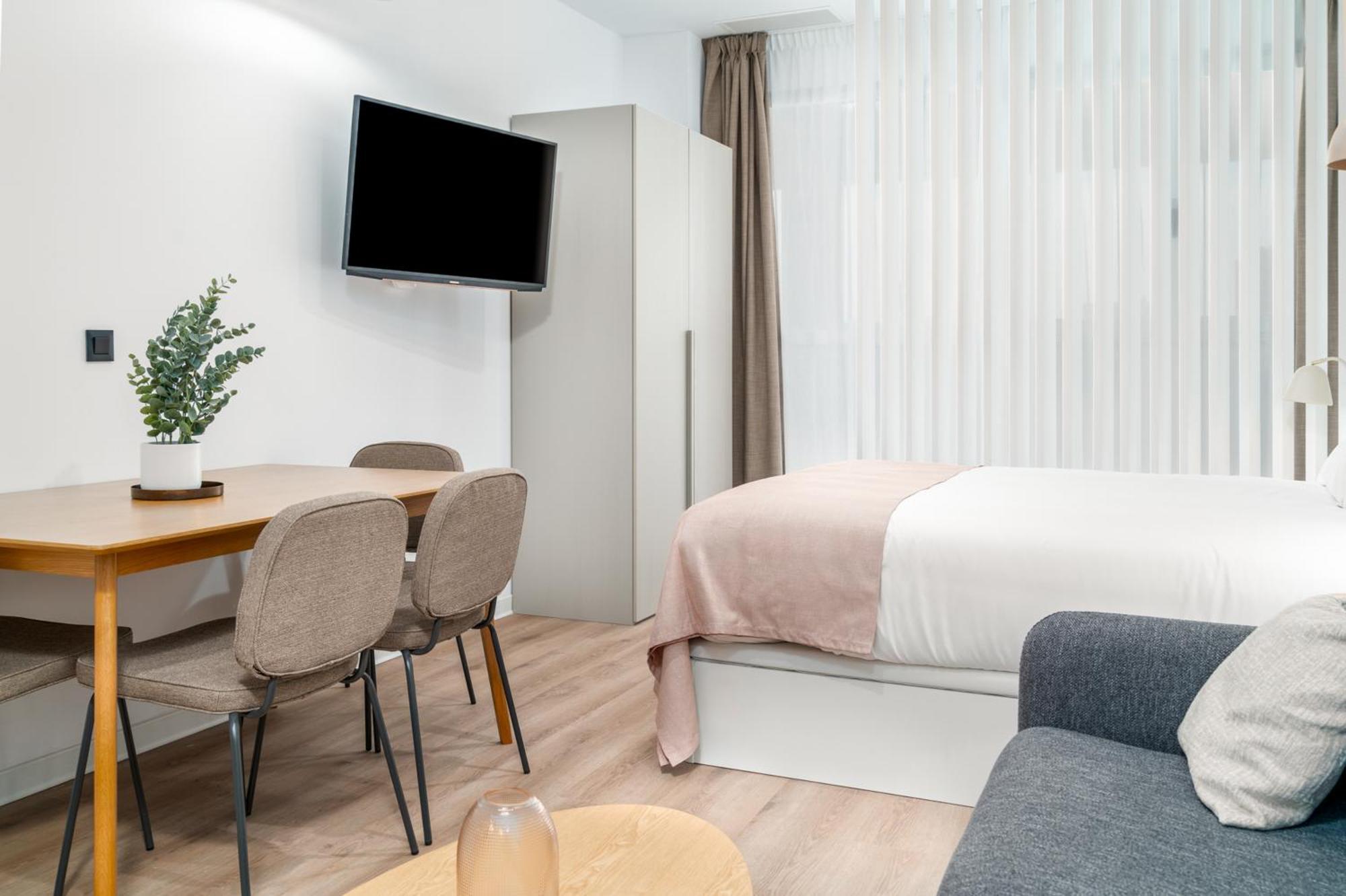 Limehome Valencia Carrer D'Antonio Ferrandis Exteriér fotografie